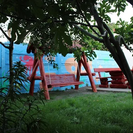 “casuta Galbena”