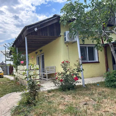 “casuta Galbena” * Eforie Nord